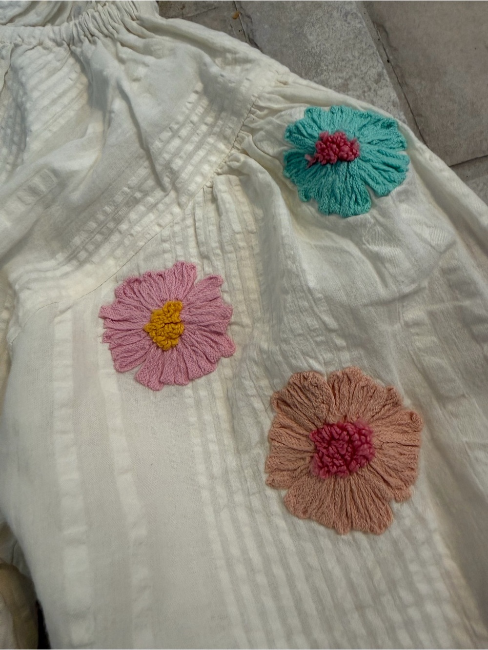 THML Ivory Puff-Sleeve Blouse with Multicolor Floral Embroidery size S - Picture 3 of 6